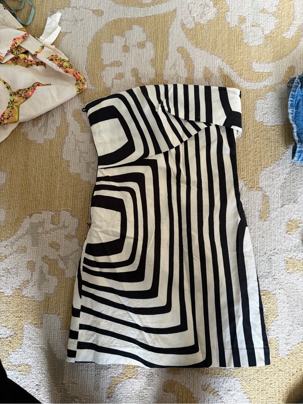 Zara Black & White Strapless Geometric Mini Dress - Picture 3 of 4